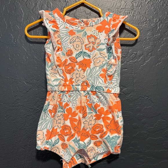 0-3-6 Months Girls Bundle - 7 Pieces - Picture 5 of 12